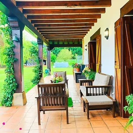 Villa La Torre Con Piscina *