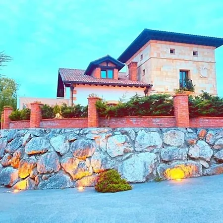 La Torre Con Piscina Liencres