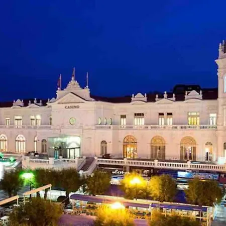 Vila La Torre Con Piscina *