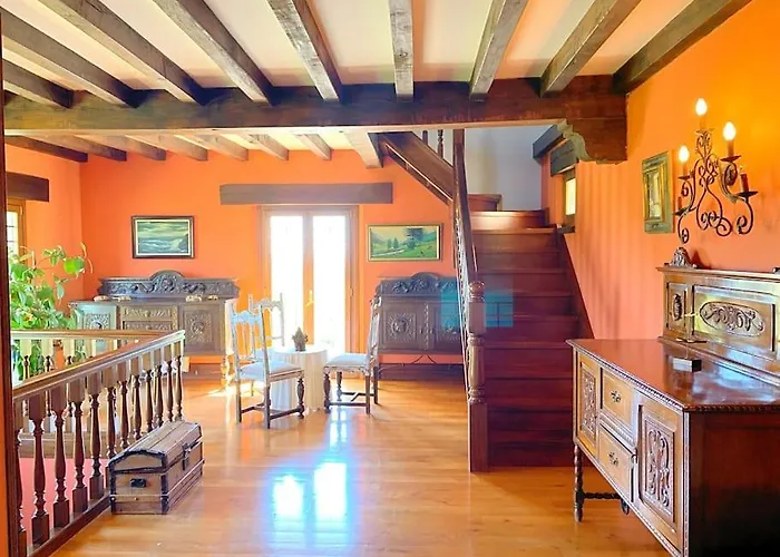 La Torre Con Piscina Villa *