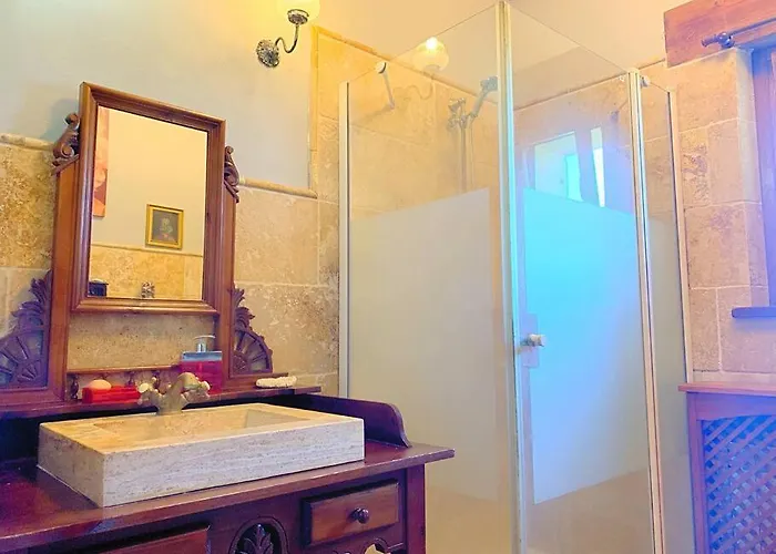 Villa La Torre Con Piscina