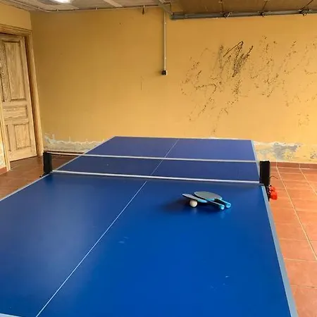 La Torre Con Piscina 别墅