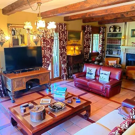 别墅 La Torre Con Piscina